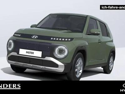 Neu Hyundai Inster Trend 70 kW (96 PS) 2026 Tomboy khaki (gruen) Kleinwagen