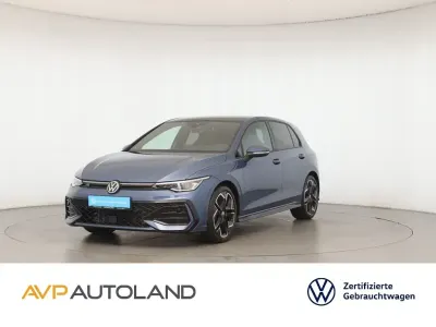 Gebraucht VW Golf VIII R-line 150 PS (110 kW) 2025 Anemonenblau Limousine
