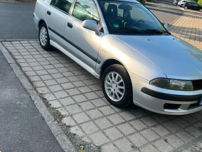Gebraucht Mitsubishi Carisma 122 PS (89 kW) 2002 Silber Limousine
