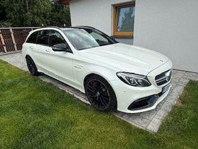 Mercedes C63 AMG