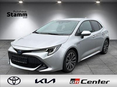 Usata Toyota Corolla 122 CV (89 kW) 2021 Argento
