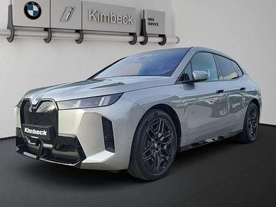 Neu BMW iX M Sport 544 kW (740 PS) 2025 Spacesilber metallic SUV