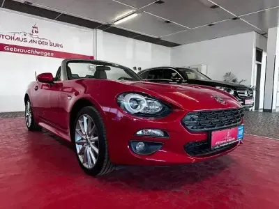 Usata Fiat 124 Spider Lusso 140 CV (102 kW) 2018 Rosso Cabrio