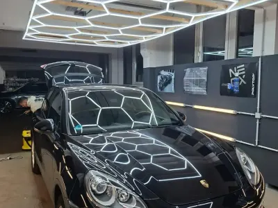 Gebraucht Porsche Cayenne 245 PS (180 kW) 2013 Schwarz SUV