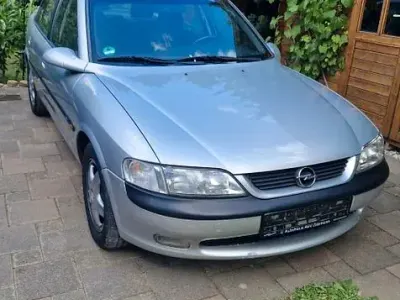 Gebraucht Opel Vectra 170 PS (125 kW) 1998 Silber Limousine