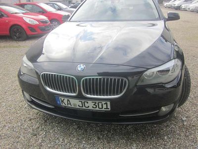Gebraucht BMW 530 245 PS (180 kW) 2011 Black sapphire metallic Limousine
