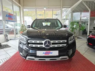 Gebraucht Mercedes GLB200 163 PS (119 kW) 2022 Schwarz SUV