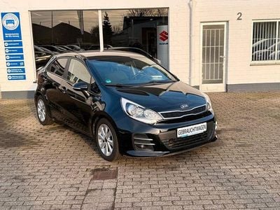 Schwarz Gebraucht 2017 Kia Rio DREAM-TEAM Edition Limousine | 9.150 € (Fairer Preis)