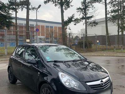 Schwarz Gebraucht 2011 Opel Corsa Kleinwagen | 5.200 € (Fairer Preis)
