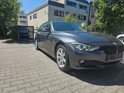Gebraucht BMW 330 Comfort Edition 258 PS (189 kW) 2013 Grau Kombi