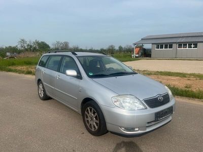 gebraucht Toyota Corolla Sol 1,6 liter Kombi