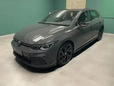 Gebraucht VW Golf VIII Style 245 PS (180 kW) 2024 Grau Limousine
