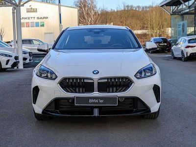 Neu BMW 116 Sport Line 122 PS (89 kW) 2026 Weiß Kleinwagen