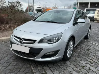 Brugt Opel Astra 140 HK (102 kW) 2014 Sølv Sedan