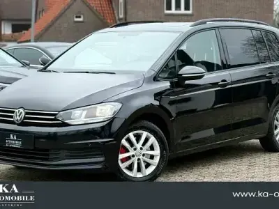Gebraucht VW Touran Comfortline 110 PS (80 kW) 2015 Schwarz Van / Kleinbus