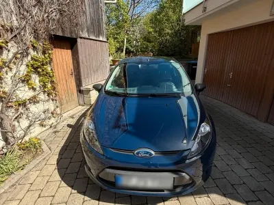 Usata Ford Fiesta 60 CV (44 kW) 2009 Blu Utilitaria