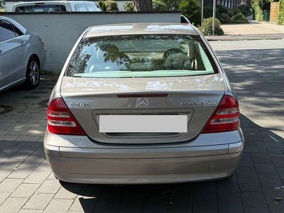 Mercedes C180