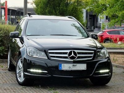 Gebraucht Mercedes C180 156 PS (114 kW) 2012 Schwarz Kombi
