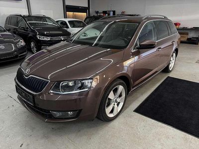 Gebraucht Skoda Octavia Elegance 179 PS (131 kW) 2014 Topazbraun metallic Kleinwagen