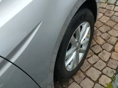 Gebraucht VW Touran 150 PS (110 kW) 2019 Silber Van / Kleinbus