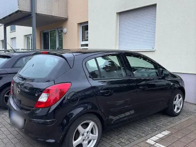 Usado Opel Corsa Sport 90 HP (66 kW) 2007 Preto Citadino