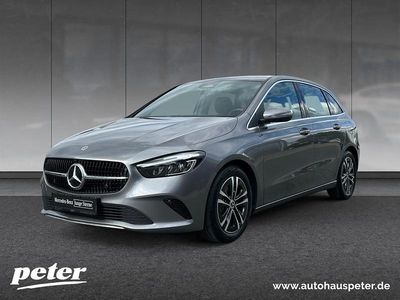 Grau Gebraucht 2024 Mercedes B180 Advanced Van / Kleinbus | 31.690 € (Fairer Preis)
