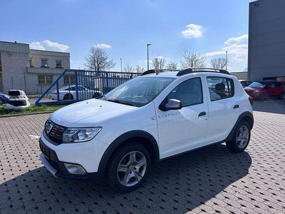 Gebraucht Dacia Sandero Essentiel 90 PS (66 kW) 2018 Weiß SUV