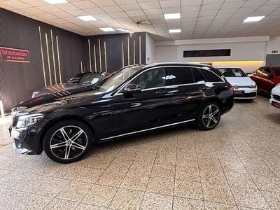 Gebraucht Mercedes C300e 211 PS (155 kW) 2021 Schwarz Kombi