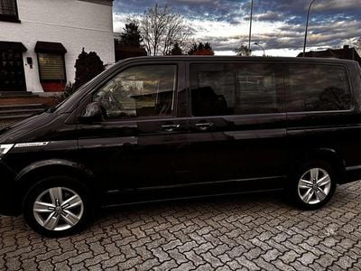 Gebraucht VW Multivan Comfortline 150 PS (110 kW) 2022 Blau Van