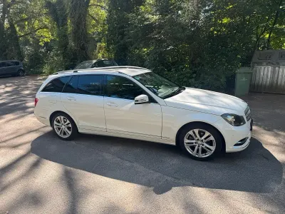 Gebraucht Mercedes C180 Avantgarde 156 PS (114 kW) 2012 Weiß Kombi
