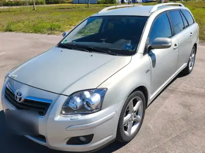 Gebraucht Toyota Avensis T2 177 PS (130 kW) 2008 Kombi