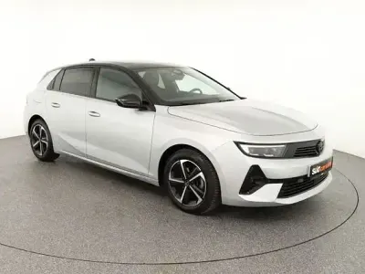 Gebraucht Opel Astra 131 PS (96 kW) 2025 Silber Kleinwagen