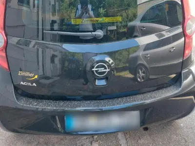 Gebraucht Opel Agila 65 PS (47 kW) 2009 Schwarz Kleinwagen