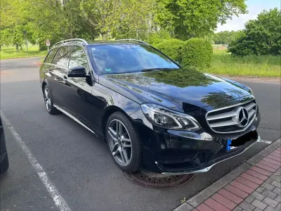 Usado Mercedes E200 Sport 184 CV (135 kW) 2013 Negro Familiar