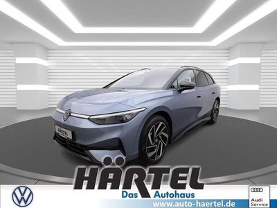 Stonewashed blue, metallic Neu 2025 VW ID.7 Pro Kombi | 66.540 € (Teuer)