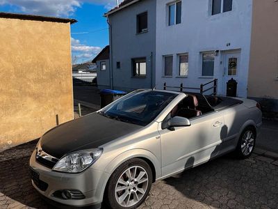 Gebraucht Opel Astra Cabriolet 110 PS (80 kW) 2007 Silber Cabrio