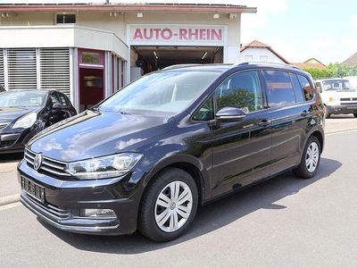 Gebraucht VW Touran Sound 110 PS (80 kW) 2017 Schwarz Van / Kleinbus