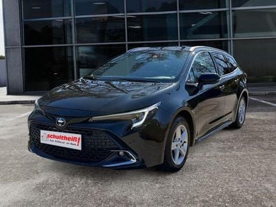 Usata Toyota Corolla Team 140 CV (102 kW) 2025 Nero Station wagon