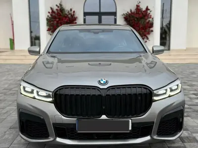 Gebraucht BMW 745 M Sport 394 PS (289 kW) 2022 Grau Limousine