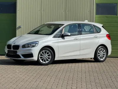 Gebraucht BMW 218 Basis 136 PS (100 kW) 2017 Weiß Kombi
