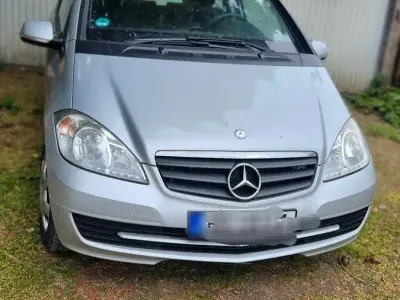 Gebraucht Mercedes A160 Avantgarde 95 PS (69 kW) 2009 Silber Kleinwagen
