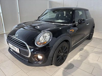 Midnight black metallic Gebraucht 2017 Mini ONE Kleinwagen | 13.990 € (Fairer Preis)