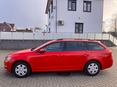 Gebraucht Skoda Octavia Ambition 116 PS (85 kW) 2019 Rot Kombi