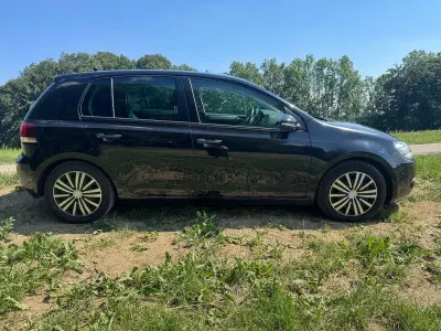Gebraucht VW Golf VI Highline 122 PS (89 kW) 2011 Schwarz Kleinwagen