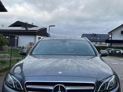 Mercedes E220