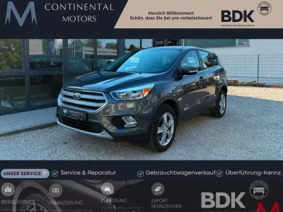 Gebraucht Ford Kuga Trend 150 PS (110 kW) 2017 Grau SUV