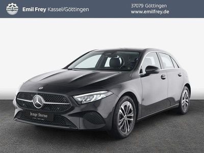 Gebraucht Mercedes A200 Advanced 163 PS (119 kW) 2024 Schwarz Limousine