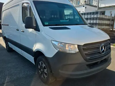 Używany Mercedes Sprinter 163 KM (119 kW) 2019 Biały Van