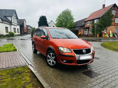 Brugt VW Touran Cross 140 HK (102 kW) 2009 Rød MPV
