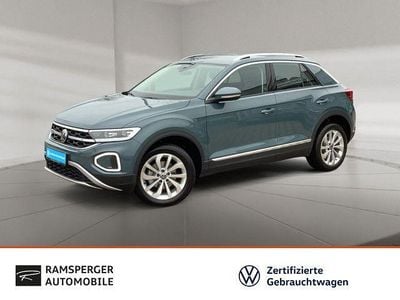 Gebraucht VW T-Roc Style 150 PS (110 kW) 2025 Petroleum blue metallic SUV